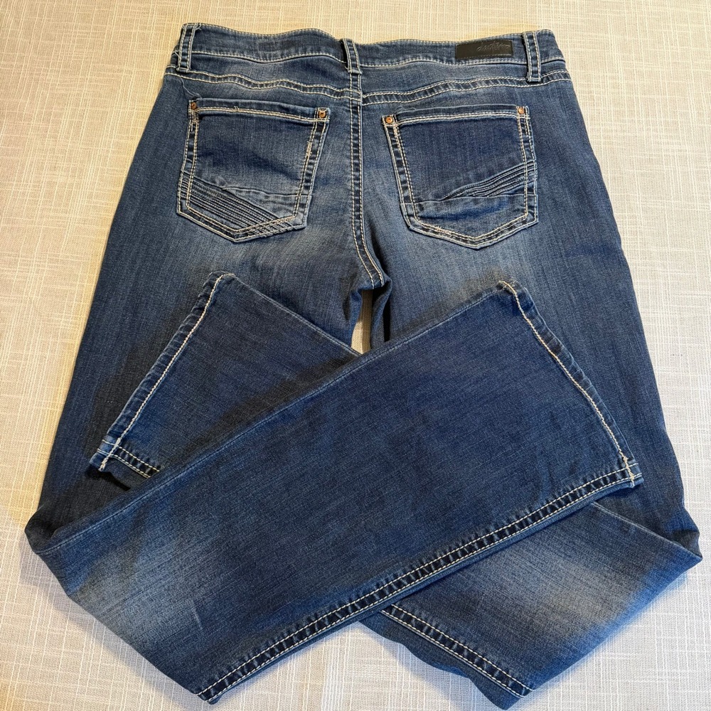 Daytrip Virgo Bootcut Jeans Womens 32XL Medium Wash Thick Stitch Denim DBK6407